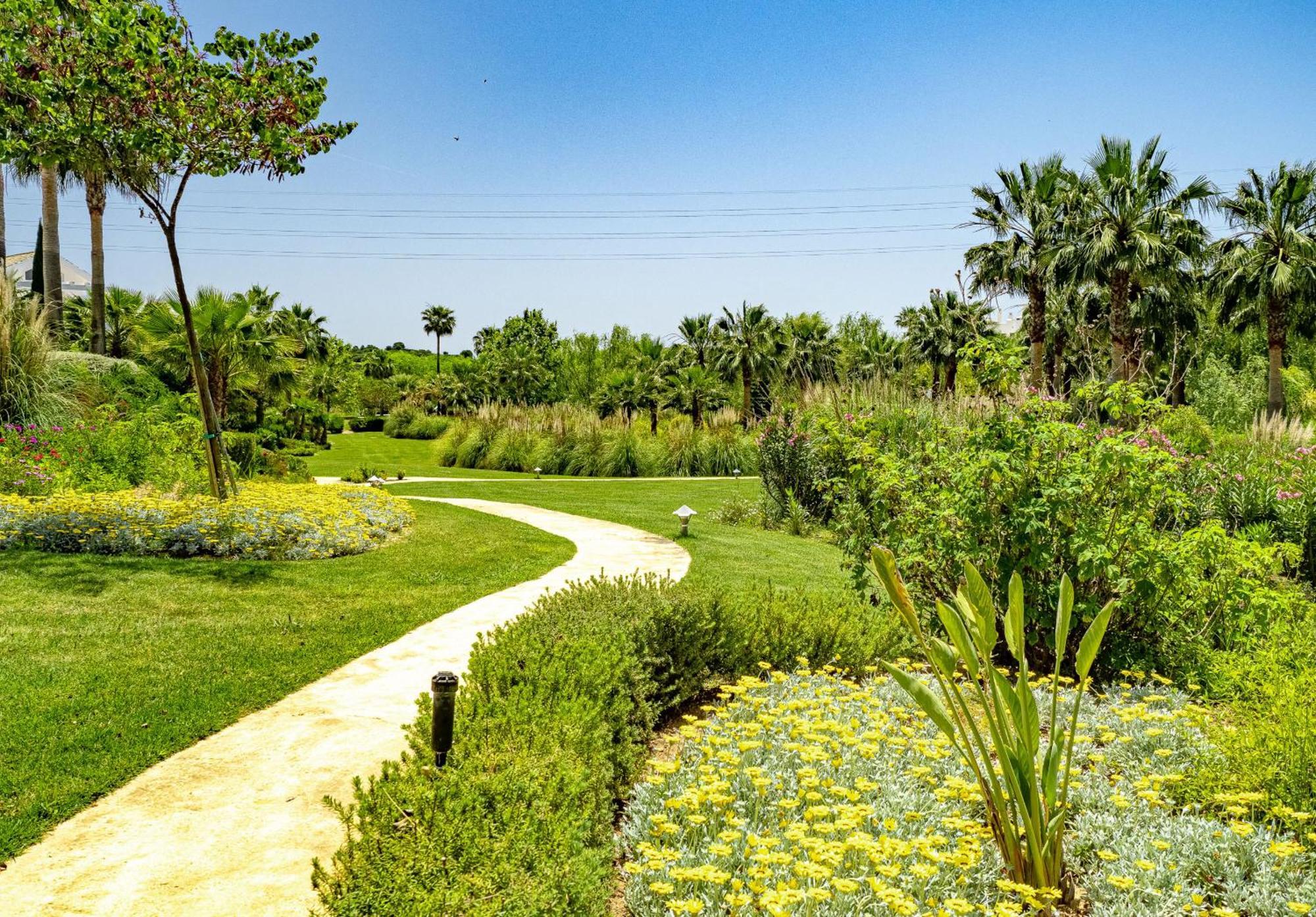 Alcazaba Lagoon 2425 Luxury Private Beach إِستيبونا المظهر الخارجي الصورة